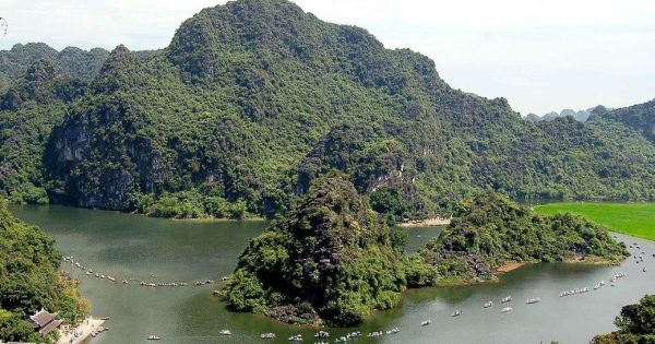 ニンビン観光の魅力｜世界複合遺産と絶景が広がるベトナム北部の人気観光地